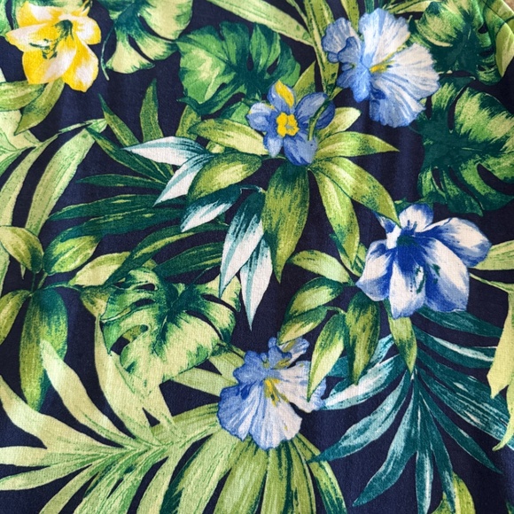 Tommy Bahama Darcy Flounce dress. Perfect for your next vacation! Size Small - Picture 4 of 11